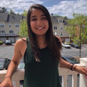 Meet your Posher, Dana